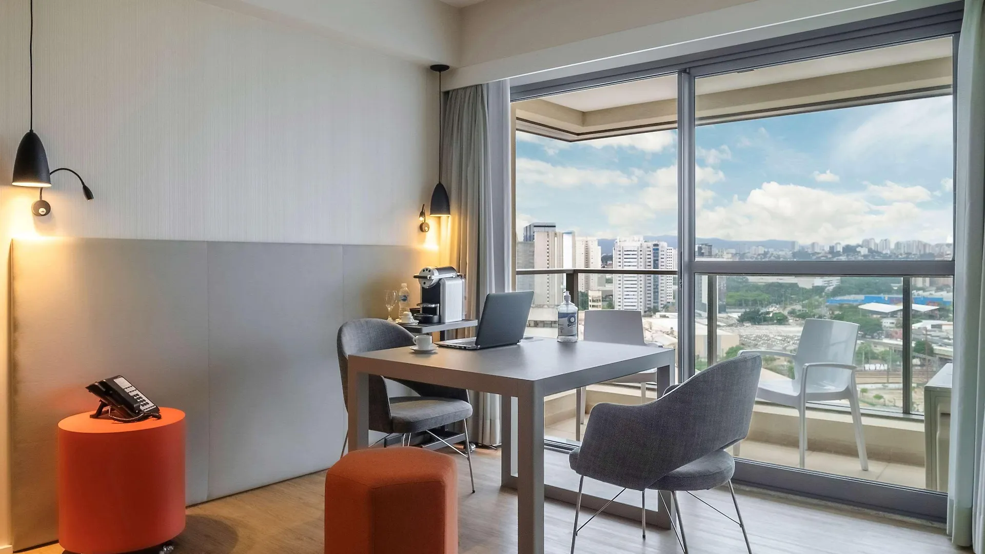 Mercure Sao Paulo Moema Hotel